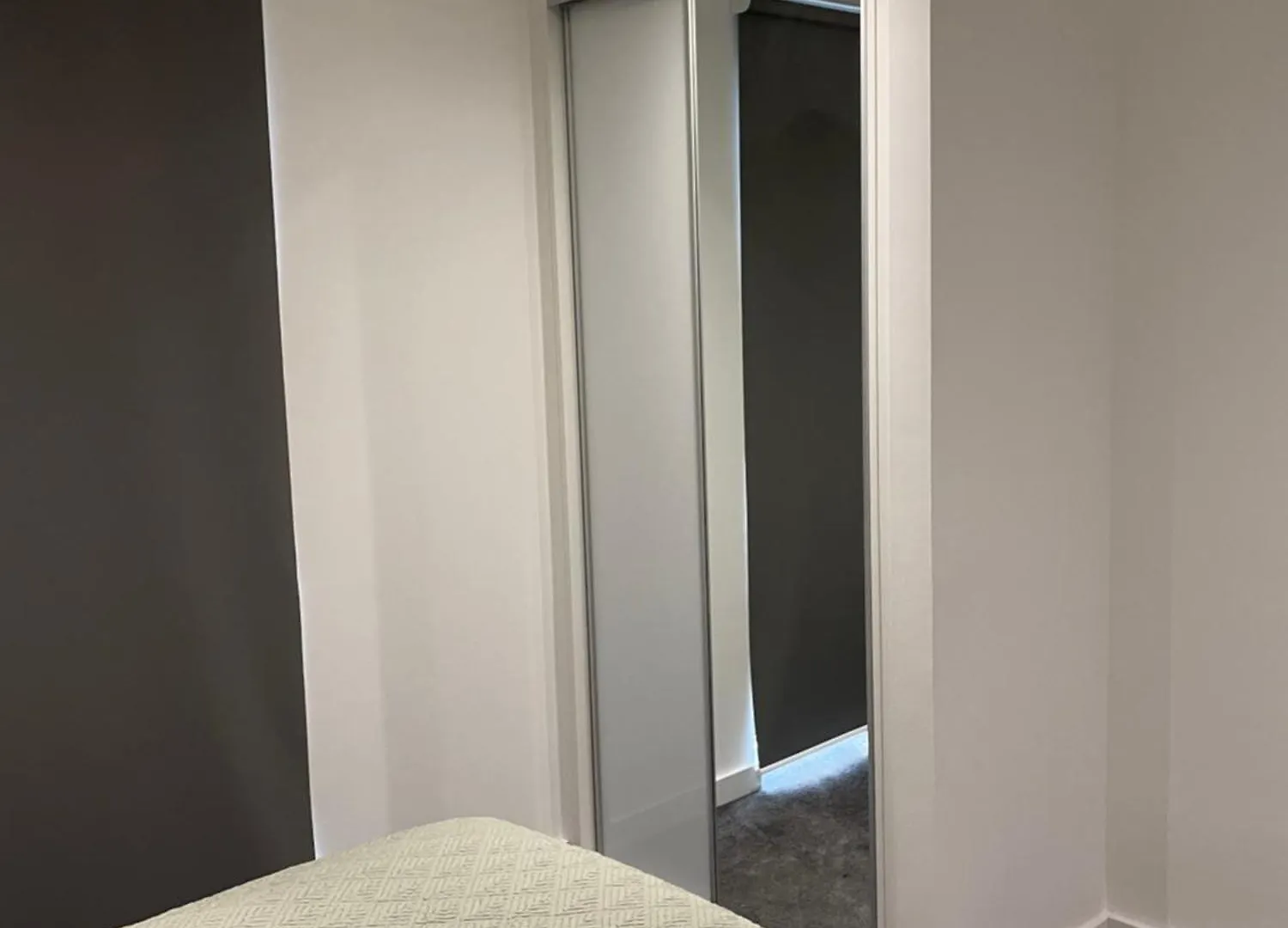 Royal One Bed Apartment 런던 0*,  영국